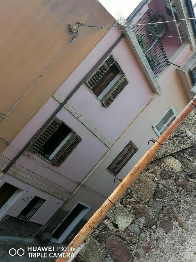 La Casa Di Luisa Apartman Santu Lussurgiu Kültér fotó